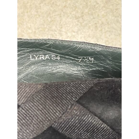 Donald J Pliner Black Suede Leather Kitten High Heels Pumps Shoes Women’s Sz 7.5 - Picture 11 of 11